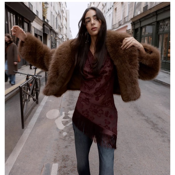 Zara FAUX FUR SHORT COAT - Picture 2 of 16